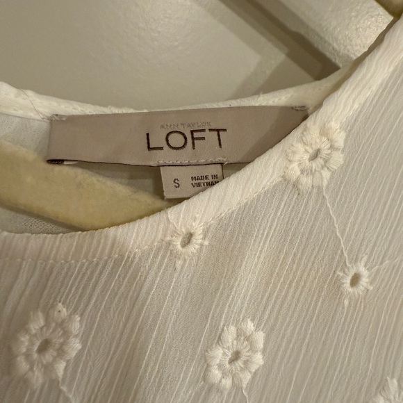 LOFT White Floral Embroidered Blouse - Picture 4 of 6